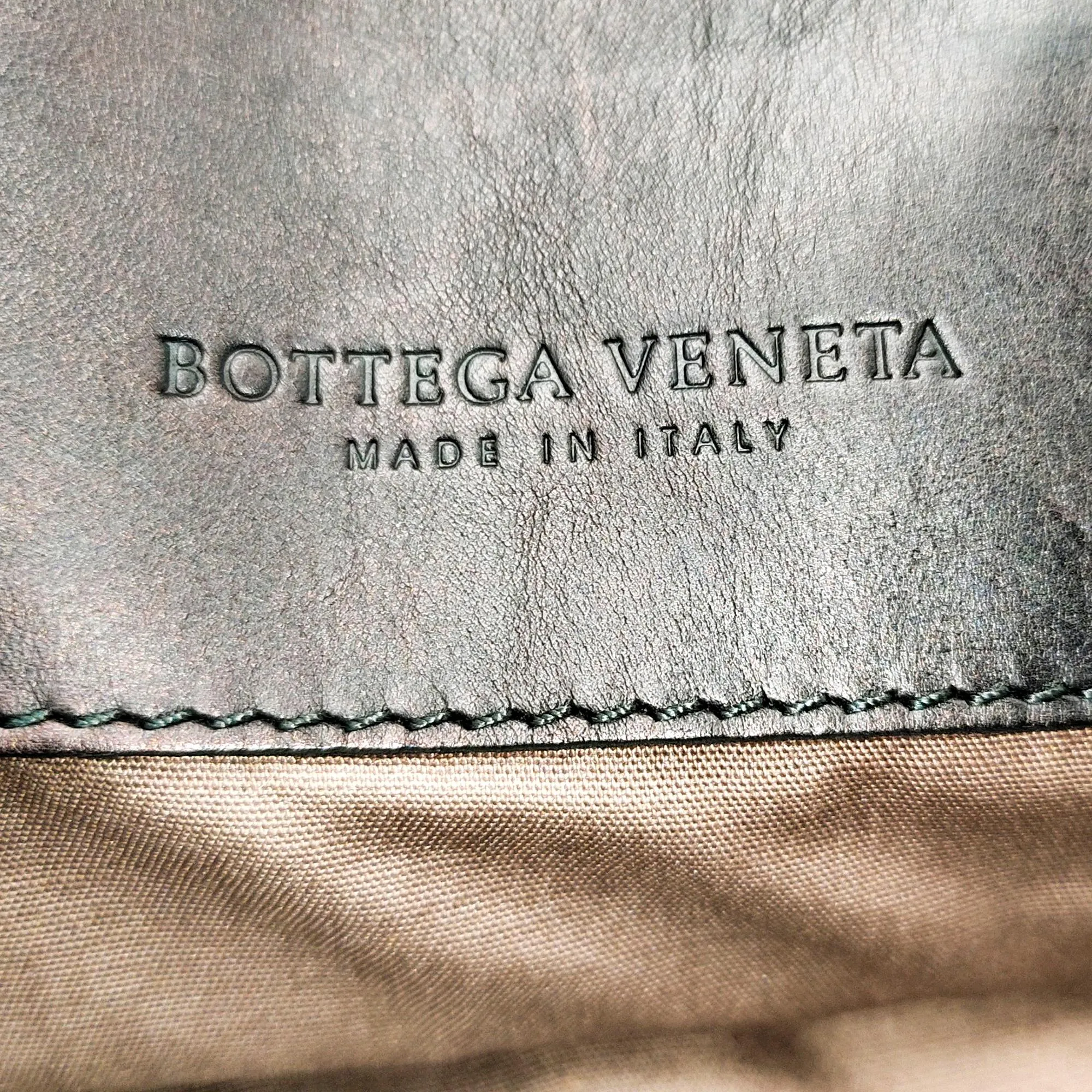 Bottega Veneta Intrecciato Tote (SHG-veO9TD)