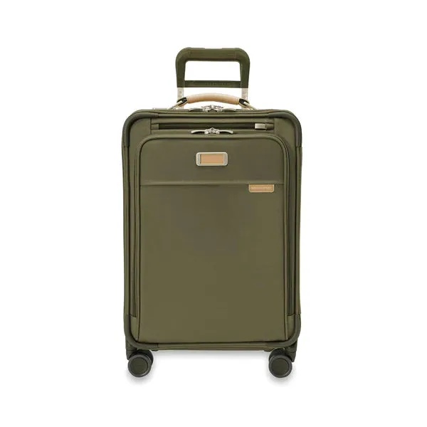 Briggs & Riley Baseline Essential Carry-on Spinner