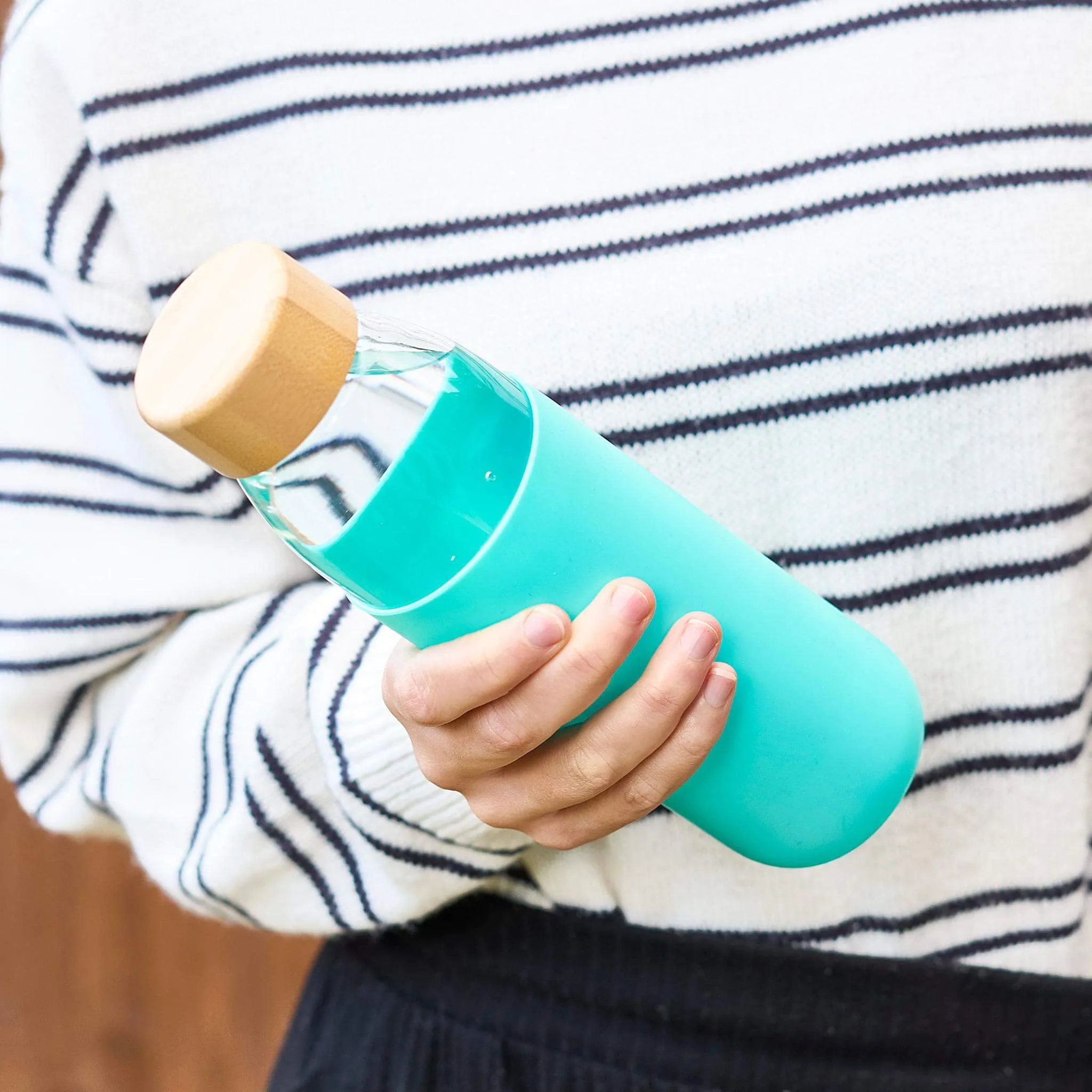 Glass Water Bottle with Bamboo Lid & Coloured Silicone Sleeve 540ml Assorted Colours BPA FREE