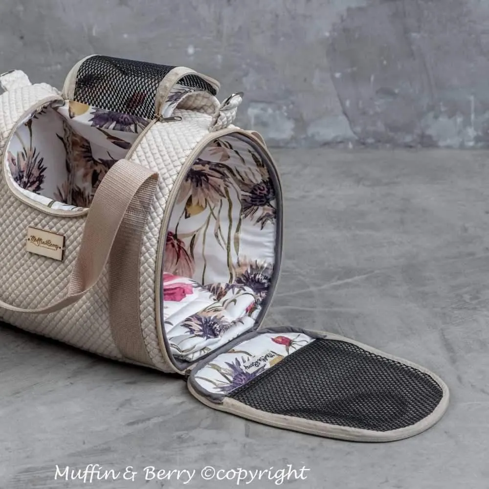 Muffin & Berry House Dog Carrier - Joyce